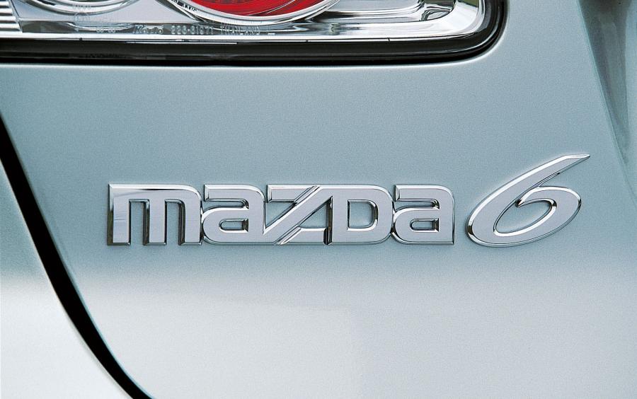 Логотип Mazda6 Sedan (GG) 2002 года  (фото 12 из 57)